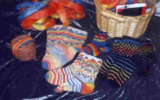 Socken aus Regenbogenmerinowolle