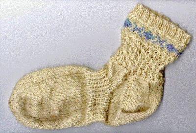 Socken aus handspindel-gesponnenem Garn